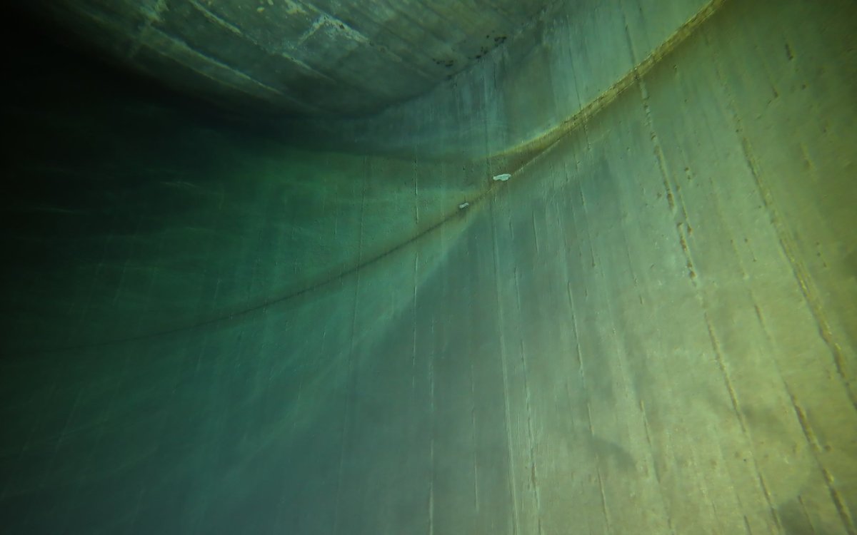 Betontank · 30 Jahre, Raum Bielefeld: Unterwasseraufnahme aus unserer Inspektion